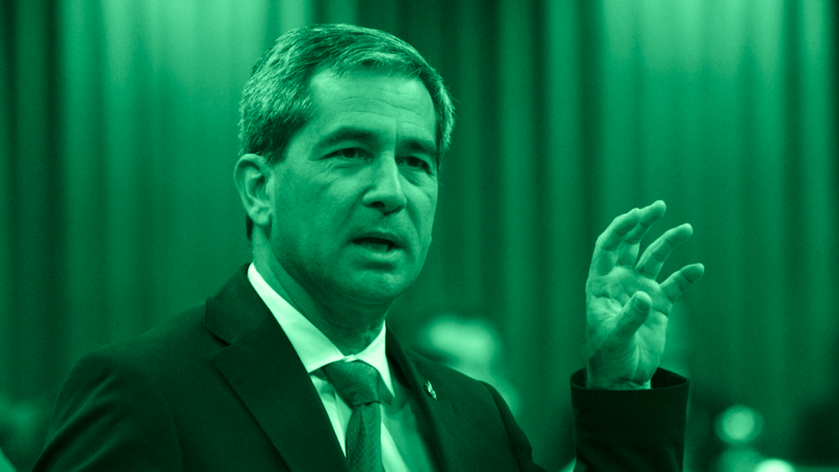 Pierre Paul-Hus, qui réitère que les conservateurs n'iraient pas à Davos Post feature image