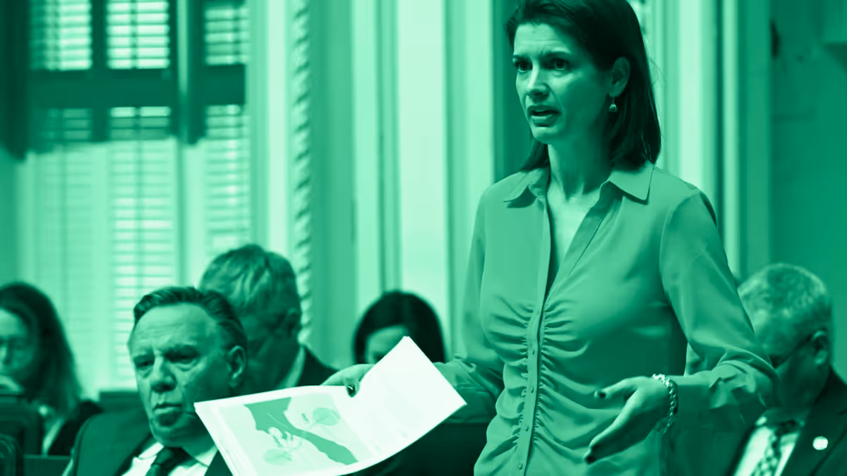 Geneviève Guilbault, qui explique comment elle s'est retrouvée aux Transports Image principale