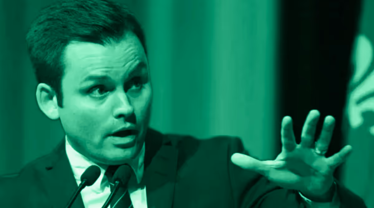 Paul St-Pierre-Plamondon, qui cite les Transformers à propos des caquistes qui songent à partir Image principale