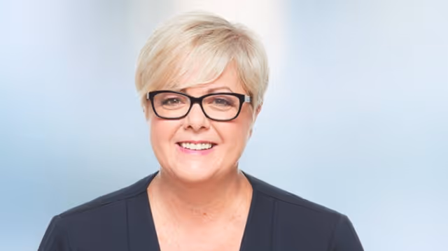 Sylvie D'Amours, après qu'on l'eut accusée de ne pas s'être préparé pour une rencontre avec des autochtones Image principale