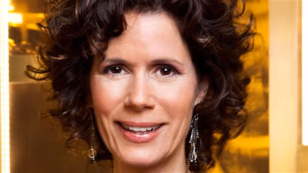 Catherine Perrin, qui n'y va pas de main morte