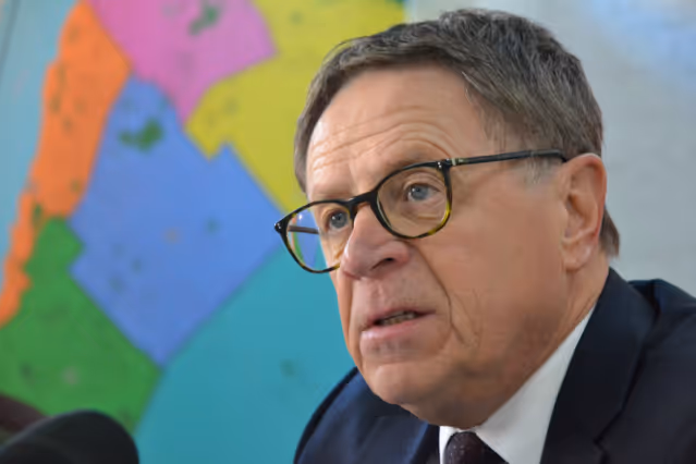 Gilles Lehouillier, qui semble avoir les mauvais chiffres