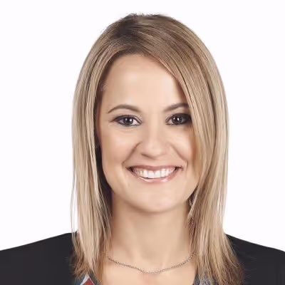 Elsie Lefebvre, avec un bazooka Image principale