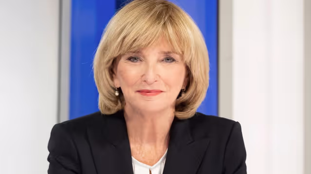 Anne-Marie Dussault, camouflée Image principale