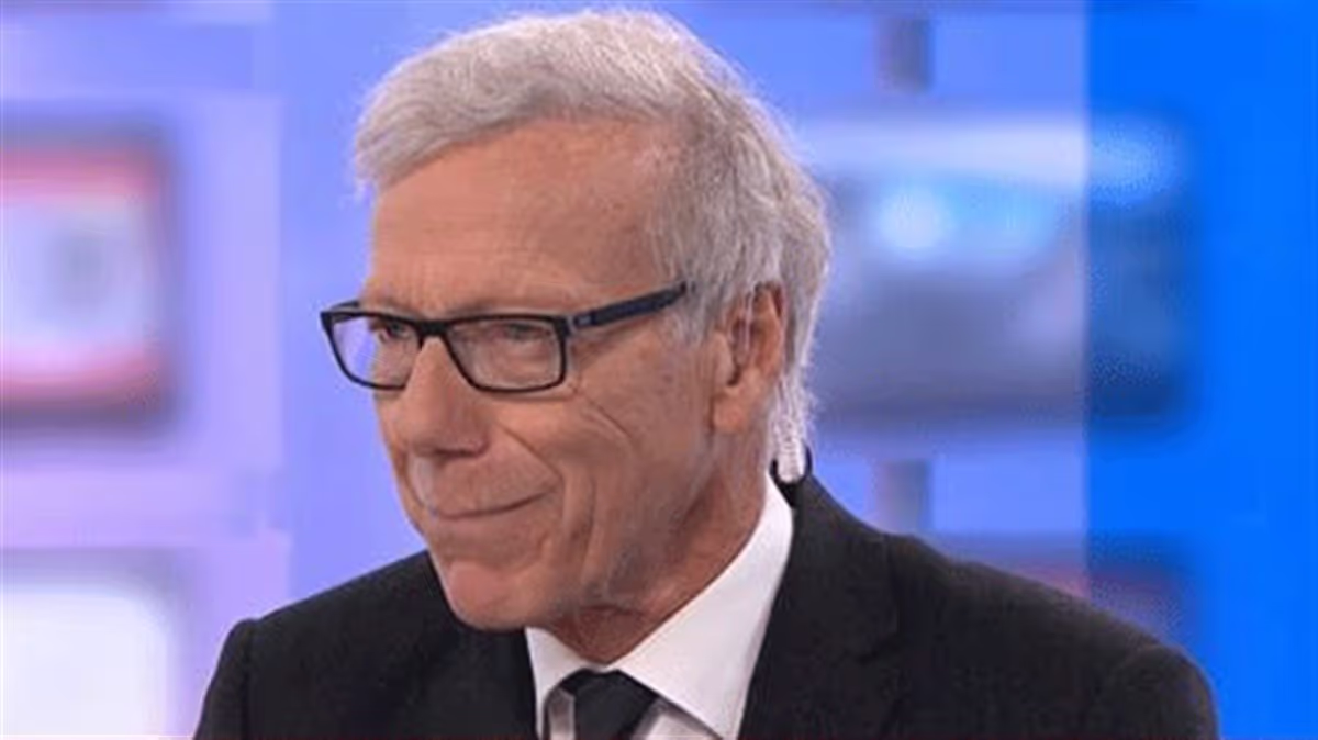 Pierre Bruneau, qui casse du sucre sur la tête des joueurs