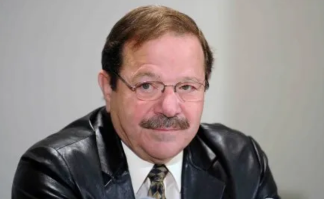 Jacques Brassard, qui veut faire passer des tests aux immigrants Post feature image