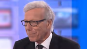 Pierre Bruneau, qui casse du sucre sur la tête des joueurs