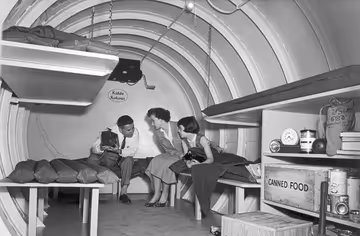 La guerre nucléaire, infiltrer Zemmour et la victoire de l'amour Image principale