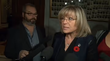 Francine Charbonneau, qui a au moins et presque fait une phrase Image principale